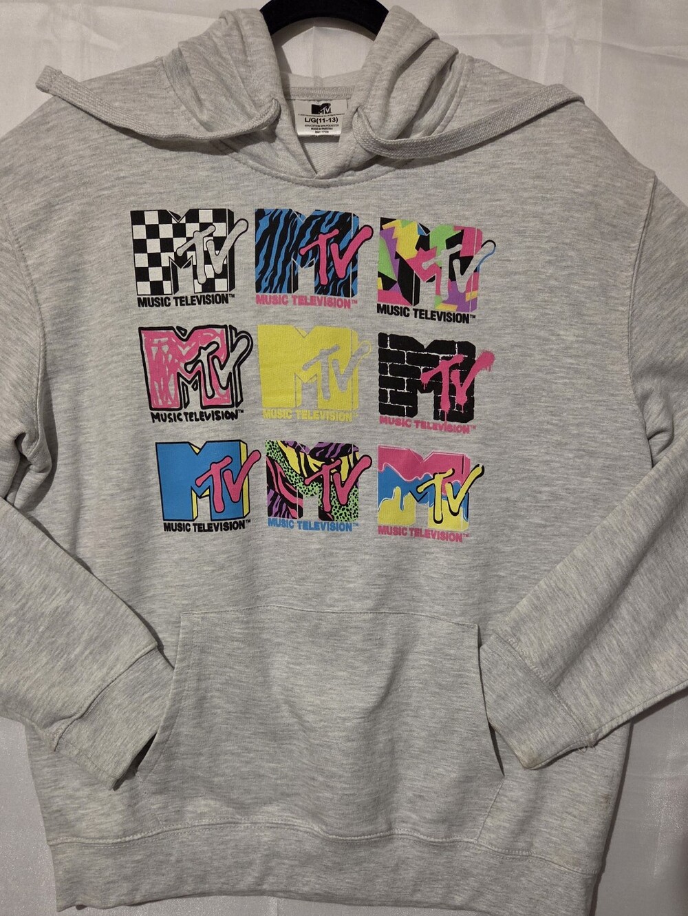 MTV Big Boys Crewneck Sweatshirt with Multicolor Logo Panel. 11/13